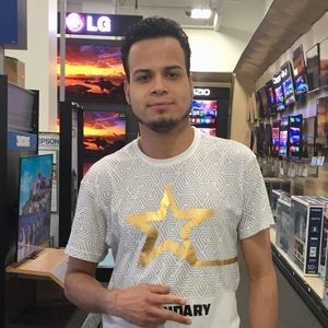 Meet your Posher, Misael